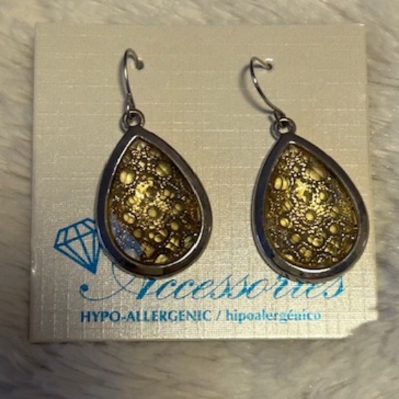 Hypoallergenic teardrop earrings - NEW - Picture 3 of 3
